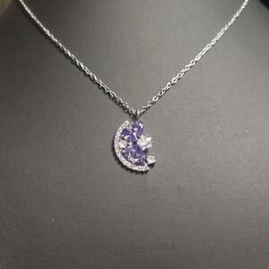 Elegant Silver and Purple Pendant Necklace